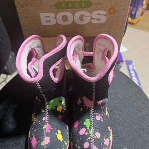 Baby Bigs size 9 winter boot